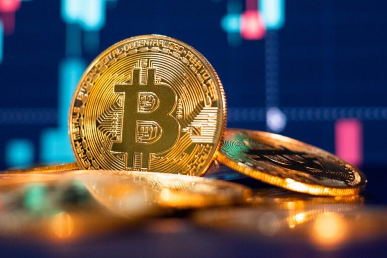 Bitcoin Price Hovers Around $40,000 Today, Ether Flat. Know Top Cryptocurrecny Rates