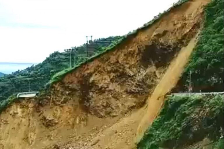 WATCH | Passenger Bus’s Close Shave with Death as Inches Away Landslide Washes Off 100m Road