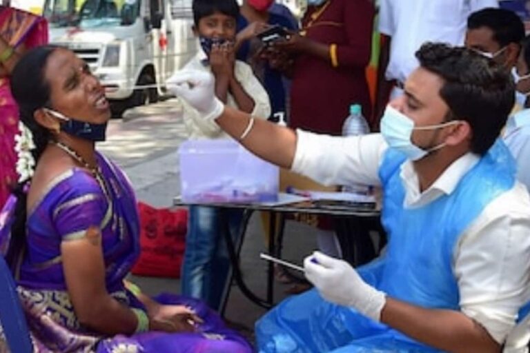 Travellers from Kerala, Maha Must Carry Negative RT-PCR Certificate Even if Vaccinated: K’taka Govt