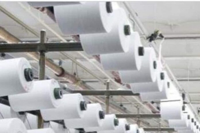 Telangana Woos Weavers with Insurance, New Apparel Park to Provide 10,000 Jobs