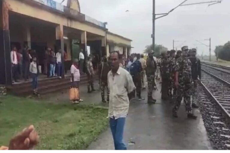 Maoists Threaten To Blow Up Chaura Railway Station In Bihar’s Jamui