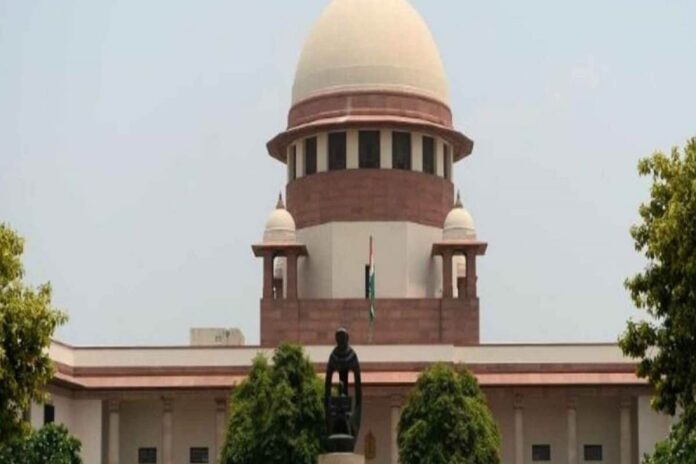 Judges Under Oath to Perform Duty of Adjudicating Matters, Not Adjourning Them: SC