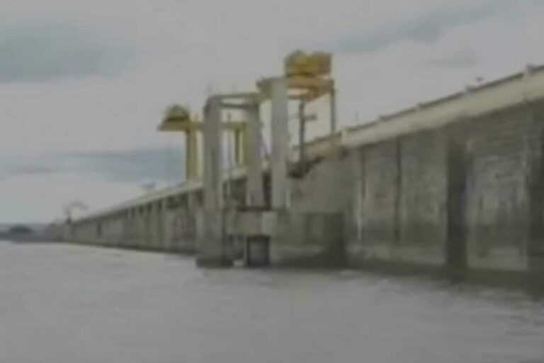 Govt, World Bank Sign $250 Million Loan Pact to Improve Dam Infra