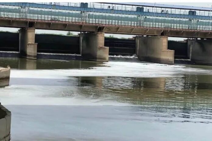 Delhi: Water Level in Yamuna Rises Again; Over 100 Families Moved to Safer Areas