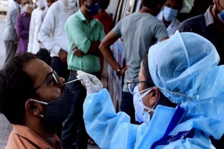 Centre Asks Kerala to Carry Out Targeted Covid Testing in Containment Zones, Genomic Surveillance