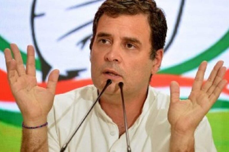 ‘Daughter of This Country Deserves Justice’: Rahul Gandhi Meets Family of Delhi Minor Raped, Killed