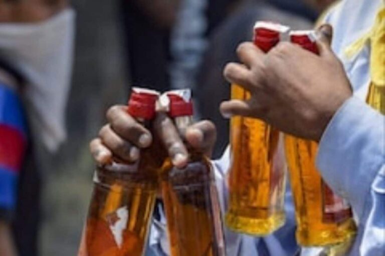Six More Die After Consuming Spurious Liquor in Agra, Toll Rises to 10