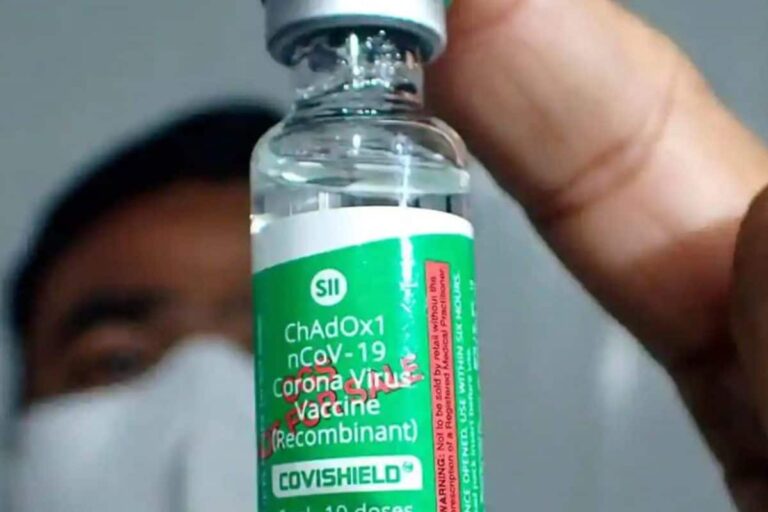 Govt May Reduce Gap Between Covishield Doses, But Only for Those Aged 45 & Above: Report