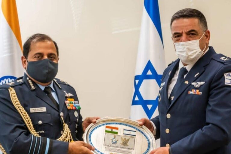 IAF Chief Flies Sortie in F-15 Fighter Jet in Israel, Discusses Bilateral Military Ties