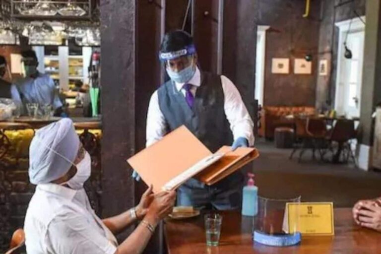 Mumbai Mulls Over Reopening Malls, Restaurants for Longer Hours, Full Vaccination, Increased Ventilation Among Other Precautions to be Followed