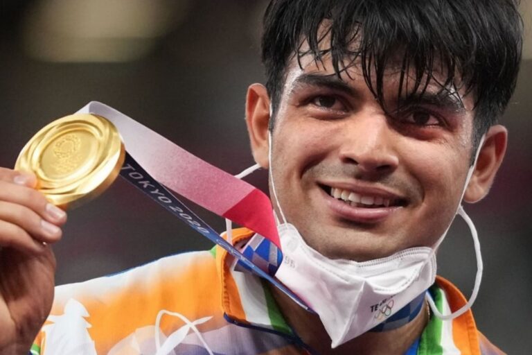 New18 Evening Digest: Punjab Makes RT-PCR Report Mandatory, Neeraj Chopra Down With High Fever and Other Top Stories