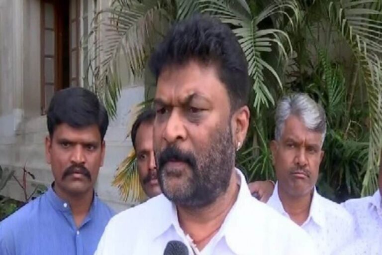 ‘Be it Young Lovers or…’ K’taka Tourism Min Says Mysuru Rape Victim Shouldn’t Have Gone to Isolated Area