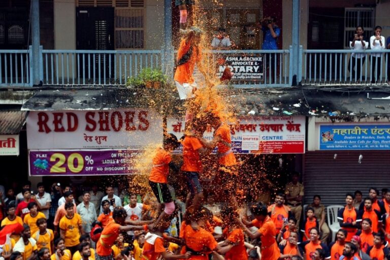 ‘If Rallies, Protests Can Get Nod, Why Curbs on Janmashtami?’ Defiant Dahi Mandals Keep Maha Cops on Toes