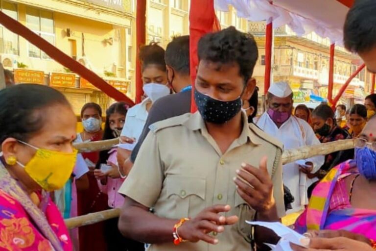 Delhi Police Appeal Devotees Not to Visit Temples on Janmashtami, Warn Action Against Violators