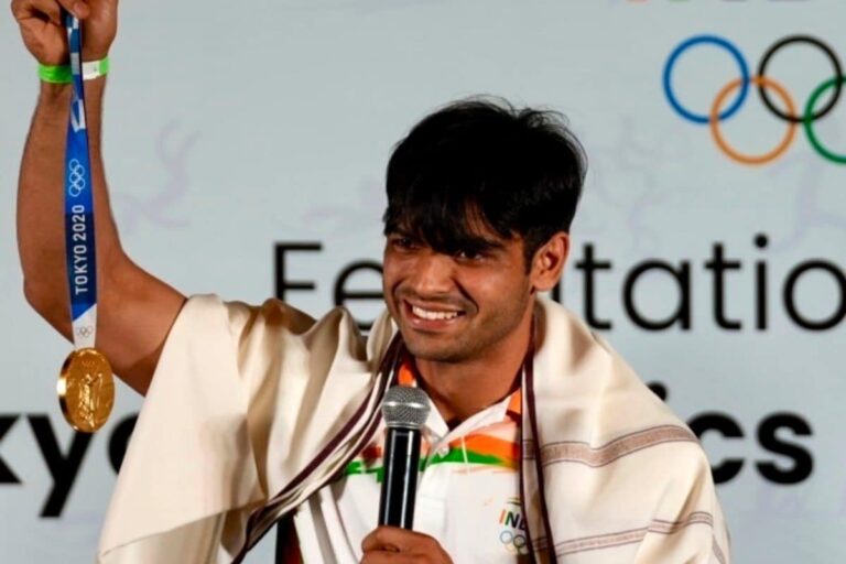 News18 Evening Digest: Neeraj Chopra is Now World No 2; Malaika Arora Wants to Adopt a Daughter and Other Stories