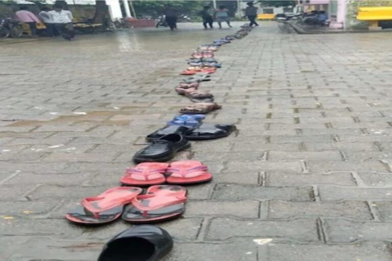 Viral Video Shows Long Line of Shoes Outside Vaccination Centre in UP’s Barabanki