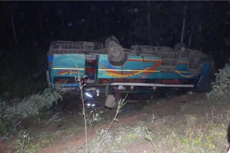 Bus Overturns On Delhi-Lucknow National Highway, 21 Injured