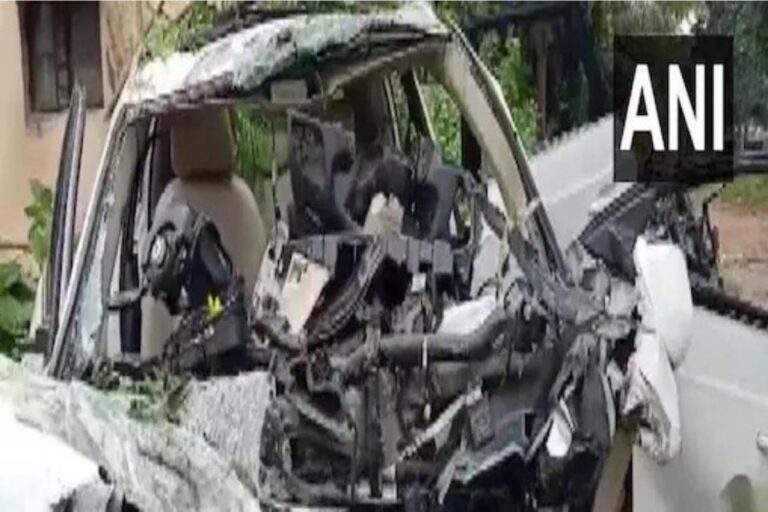 DMK MLA’s Son, Daughter-in-law Among 7 Killed in Road Accident in Bengaluru