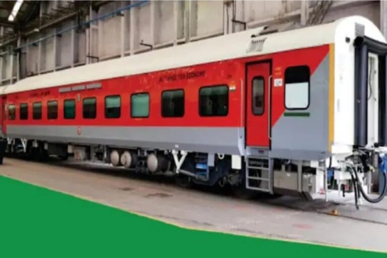 Indian Railways Set to Roll Out Economy AC 3-Tier Coaches; Fares to be 8% less than Regular AC Fare