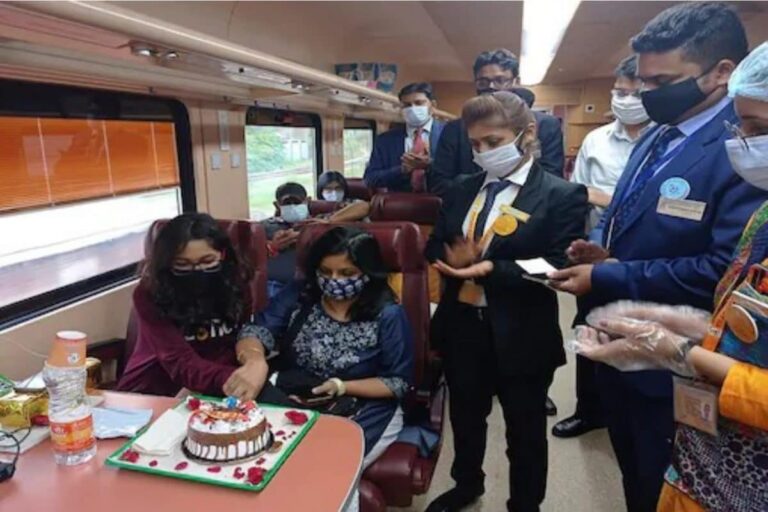 Want to Celebrate Birthday on Moving Train? Book Tickets On Tejas Express