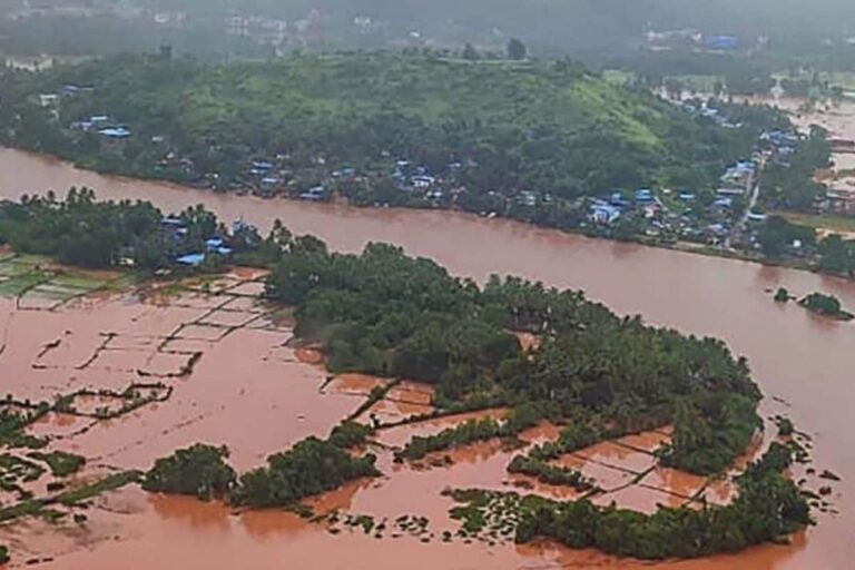 Thousands Forced to Live in Rescue Camps as Ganga, Yamuna Flow Above Danger Mark