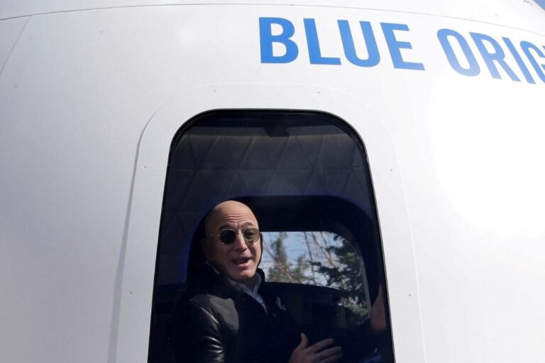 News18 Evening Digest: Jeff Bezos’ Blue Origin is Suing NASA for Contract With Elon Musk’s SpaceX & Other Top Stories