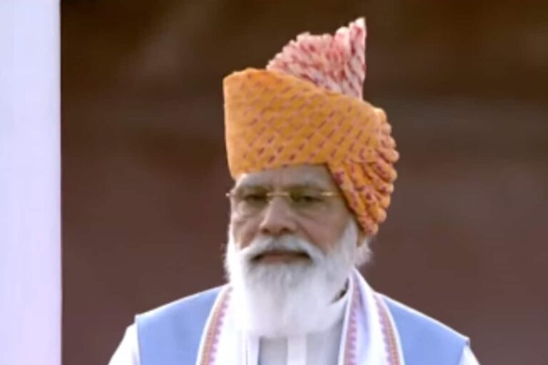 Independence Day: PM Modi Greets Nation on ‘Azadi ka Amrit Mahotsav’