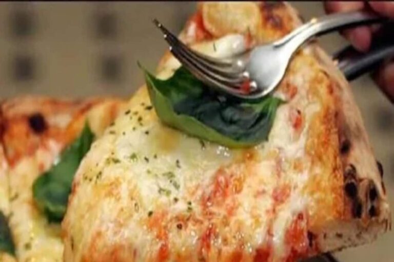 Post Pandemic, Pizza is the New Comfort Food & Domino’s has Grabbed the Biggest Slice