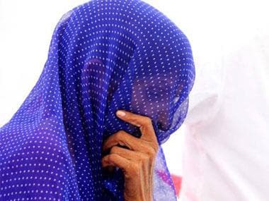 Watch: Auto driver foils suicide bid at railway crossing in MP; video goes viral