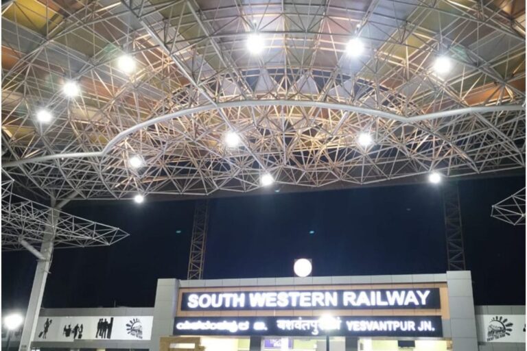 Indian Railways Upgrades Bengaluru’s Yesvantpur Station with Amenities on Par with Airports; See Images