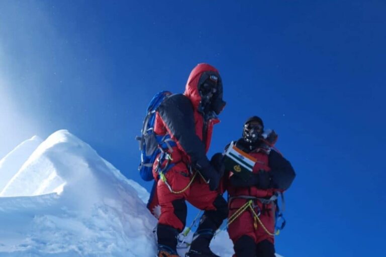 Two Indo-Tibetan Border Police Officers Scale World’s 8th Highest Mountain