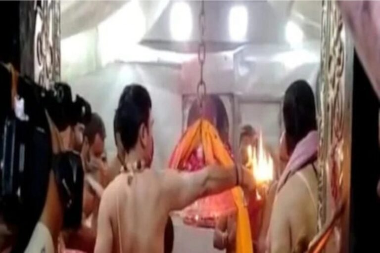 Ujjain’s Mahakal Temple Employee Rigs UPI QR Code to Swindle Donations