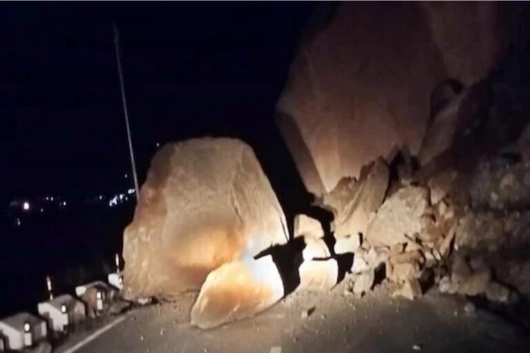 Video: In Himachal, 3 Highways, Including Chandigarh-Manali, Shut After Landslide
