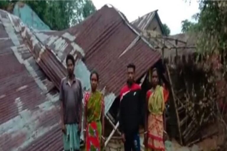 In Jharkhand’s Jamtara, Heavy Rain Brings Life to Halt, No Power for 48 Hours  