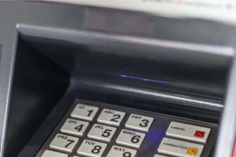 In UP’s Banda, Faulty Canara Bank ATM Disburses Rs 3.46 Lakh in 2 Hours