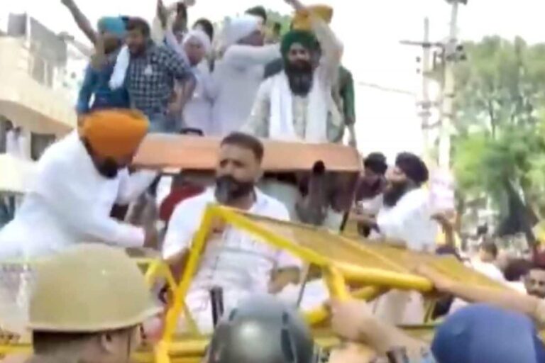 Farmers’ Protest Outside Haryana CM’s Residence Turns Violent; Barricades Broken, Water Cannon Used