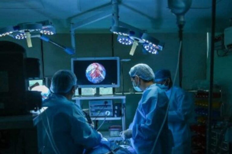 Blood Thinners May Reduce Covid Mortality by 50%, Hospitalisation by 43%, Says Study