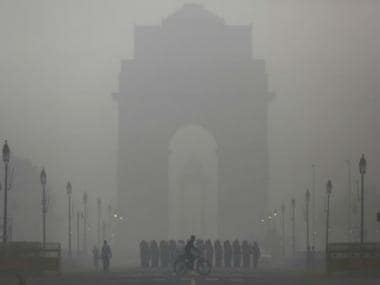 Delhi's air quality remains "very poor"; schools shut till further notice, construction work to resume