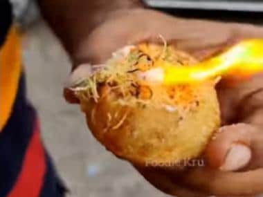 ‘Fire golgappa’ in Ahmedabad fails to be a trendsetter; netizens irked by weird combination