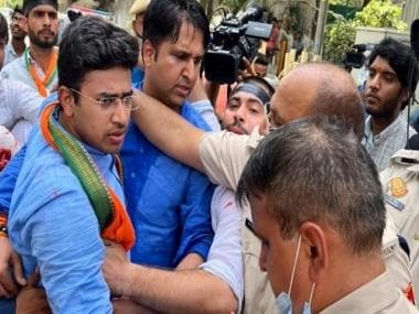 Violence at Arvind Kejriwal’s house; AAP claims BJP goons ‘plotting to kill’ Delhi CM