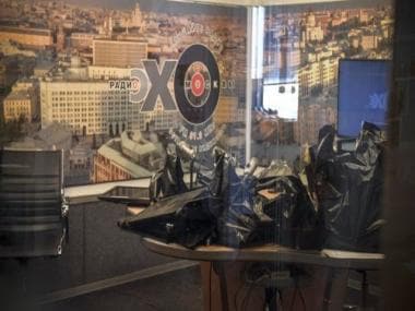‘Just static’: Why Russia’s liberal radio station Ekho Moskvy goes off the air