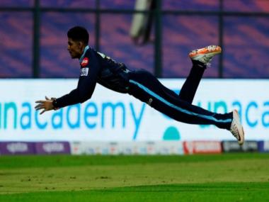 WATCH: Twitter in awe as Gujarat Titans’ Shubman Gill flies to catch blinder against Lucknow Super Giants