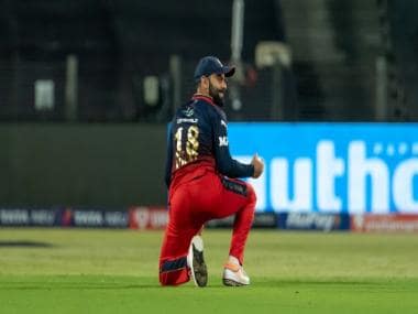 Watch: Virat Kohli takes stunning catch to dismiss Trent Boult in RCB vs RR match