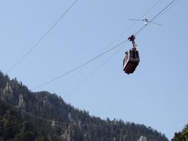 Jharkhand: Two dead, 48 stranded for 16 hours as cable cars collide