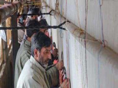 In Kashmir, artisans knit Asia’s biggest carpet, spark hope for Qaleen tradition