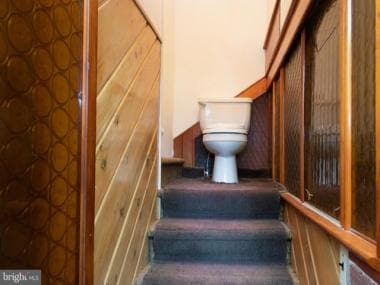 This Pennsylvania house has a toilet on staircase, check viral picture