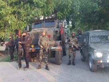 Srinagar: Policeman shot dead by terrorists, 7-year-old daughter injured