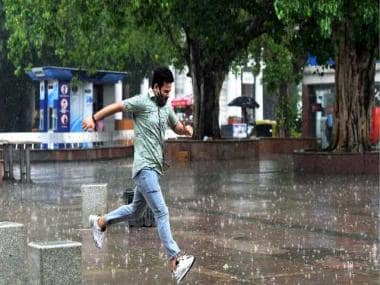 Delhi: Overnight rains leave city water-logged, more thundershowers predicted for this evening