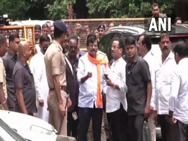 ‘I’m a fearless person’: Sanjay Raut reaches ED office for questioning