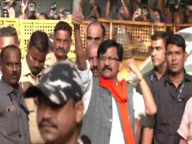 ‘Jhukega nahi’, says Shiv Sena’s Sanjay Raut before being detained by ED in Patra Chawl land scam case